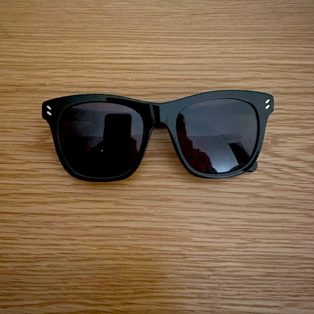 Stella McCartney black sunglasses